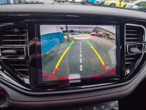 Used 2025 Dodge Durango R/T AWD/4WD image 11