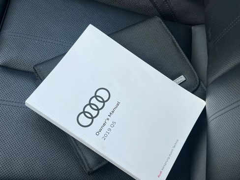 Used 2019 Audi SQ5 Prestige w/ Prestige Package AWD/4WD image 17