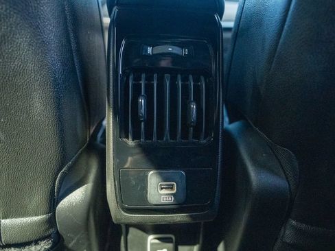 Used 2025 Jeep Compass Limited AWD/4WD image 23