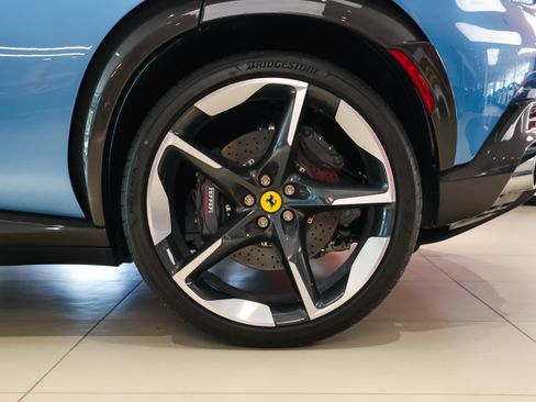Used 2025 Ferrari Purosangue AWD/4WD image 55