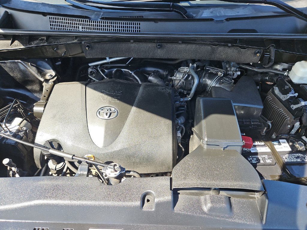 Used 2019 Toyota Highlander SE AWD/4WD image 37