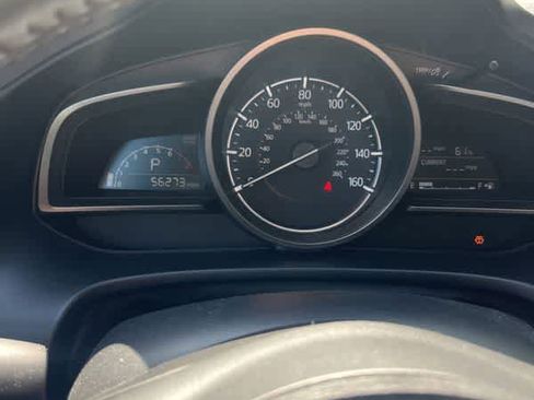 Used 2018 MAZDA MAZDA3 Touring FWD image 24