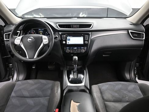 Used 2015 Nissan Rogue SV w/ SV Premium Package FWD image 31