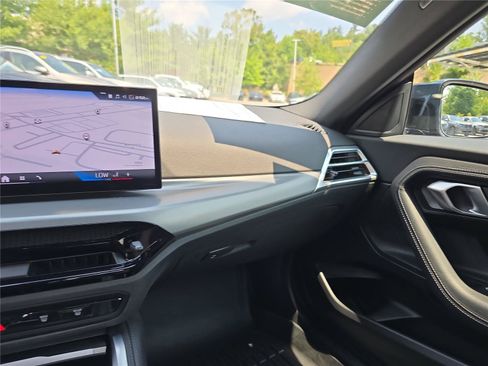 Used 2025 BMW M240i Coupe RWD image 19