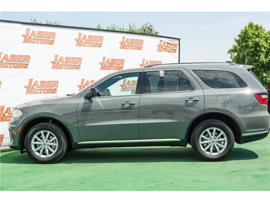 Used 2023 Dodge Durango SXT AWD/4WD image 16