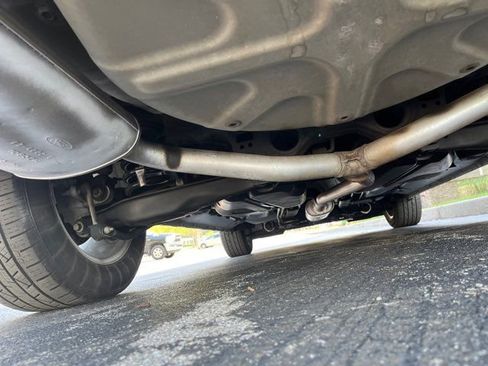 Used 2013 Ford Explorer XLT image 33