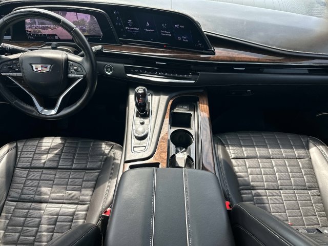 Used 2021 Cadillac Escalade Sport Platinum AWD/4WD image 17