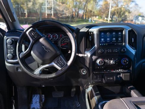 Used 2021 Chevrolet Silverado 1500 RST w/ Max Trailering Package AWD/4WD image 13