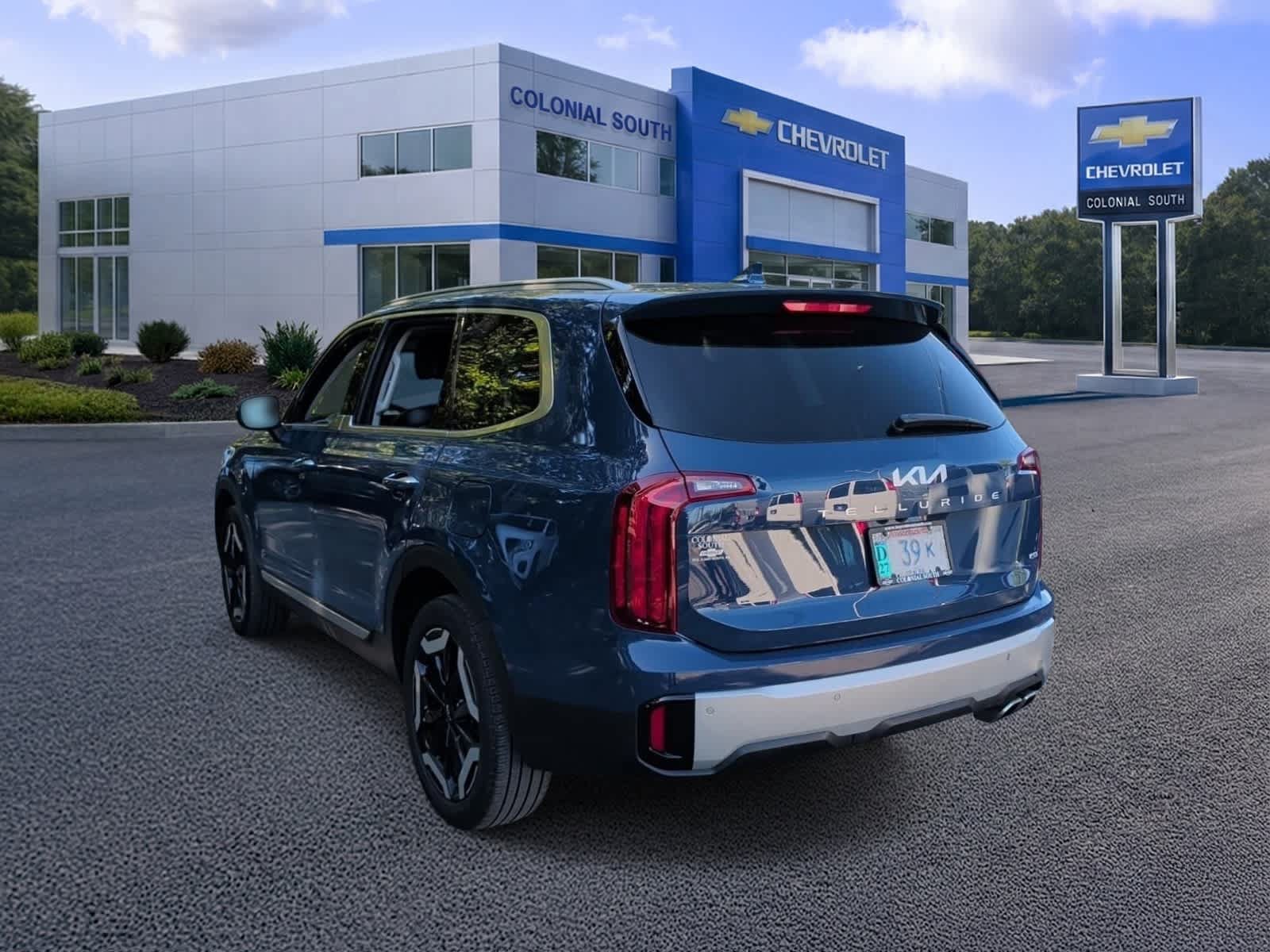 Used 2023 Kia Telluride S w/ S Sunroof Package AWD/4WD image 4