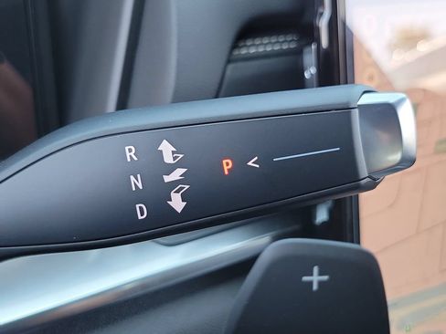New 2026 GMC Terrain Elevation FWD image 17