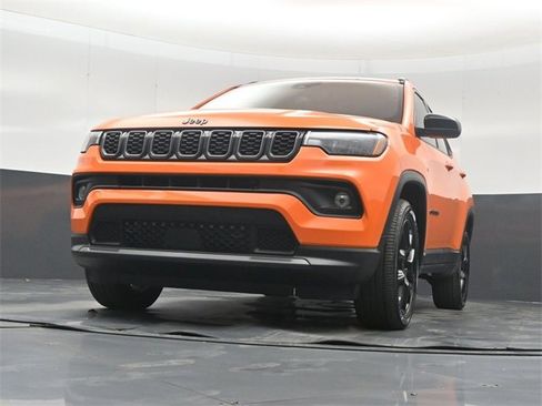 New 2026 Jeep Compass Latitude image 43