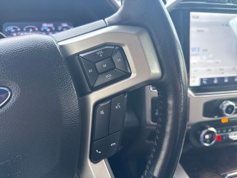 Used 2022 Ford F350 Lariat w/ Lariat Ultimate Package image 39