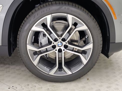 New 2026 BMW X5 sDrive40i w/ Premium Package image 4