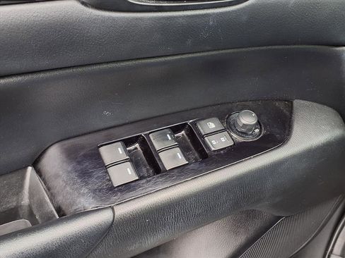 Used 2020 MAZDA CX-5 Touring image 17
