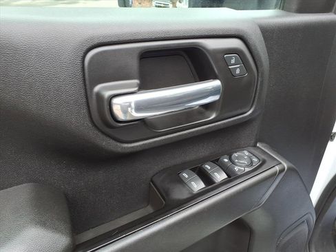 Used 2020 GMC Sierra 2500 4x4 Crew Cab w/ Convenience Package image 11
