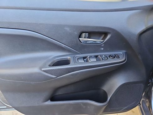 Used 2023 Nissan Versa SV image 21