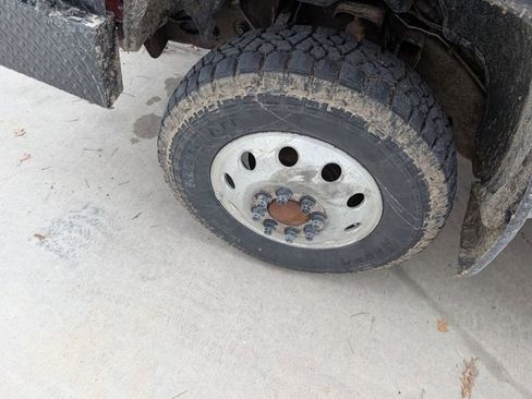 Used 2006 Chevrolet Silverado 3500 W/T w/ Skid Plate Package image 7