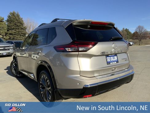 New 2026 Nissan Rogue Platinum w/ Platinum Premium Package image 3
