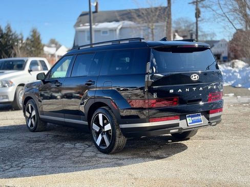Used 2025 Hyundai Santa Fe Limited image 4