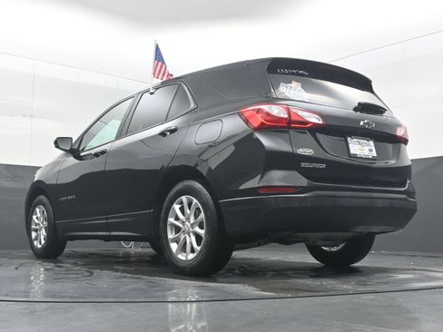 Used 2021 Chevrolet Equinox LS w/ LS Convenience Package FWD image 30