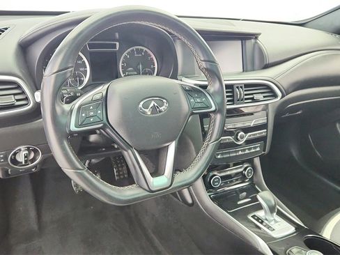 Used 2018 INFINITI QX30 Sport w/ Sport Leather Package image 10