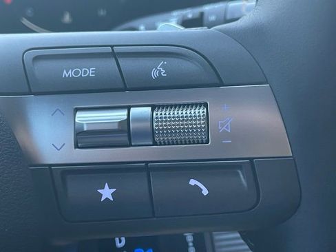 Used 2026 Hyundai Kona Limited image 10