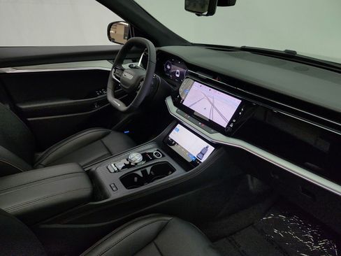 Used 2024 Jeep Wagoneer Launch Edition AWD/4WD image 18