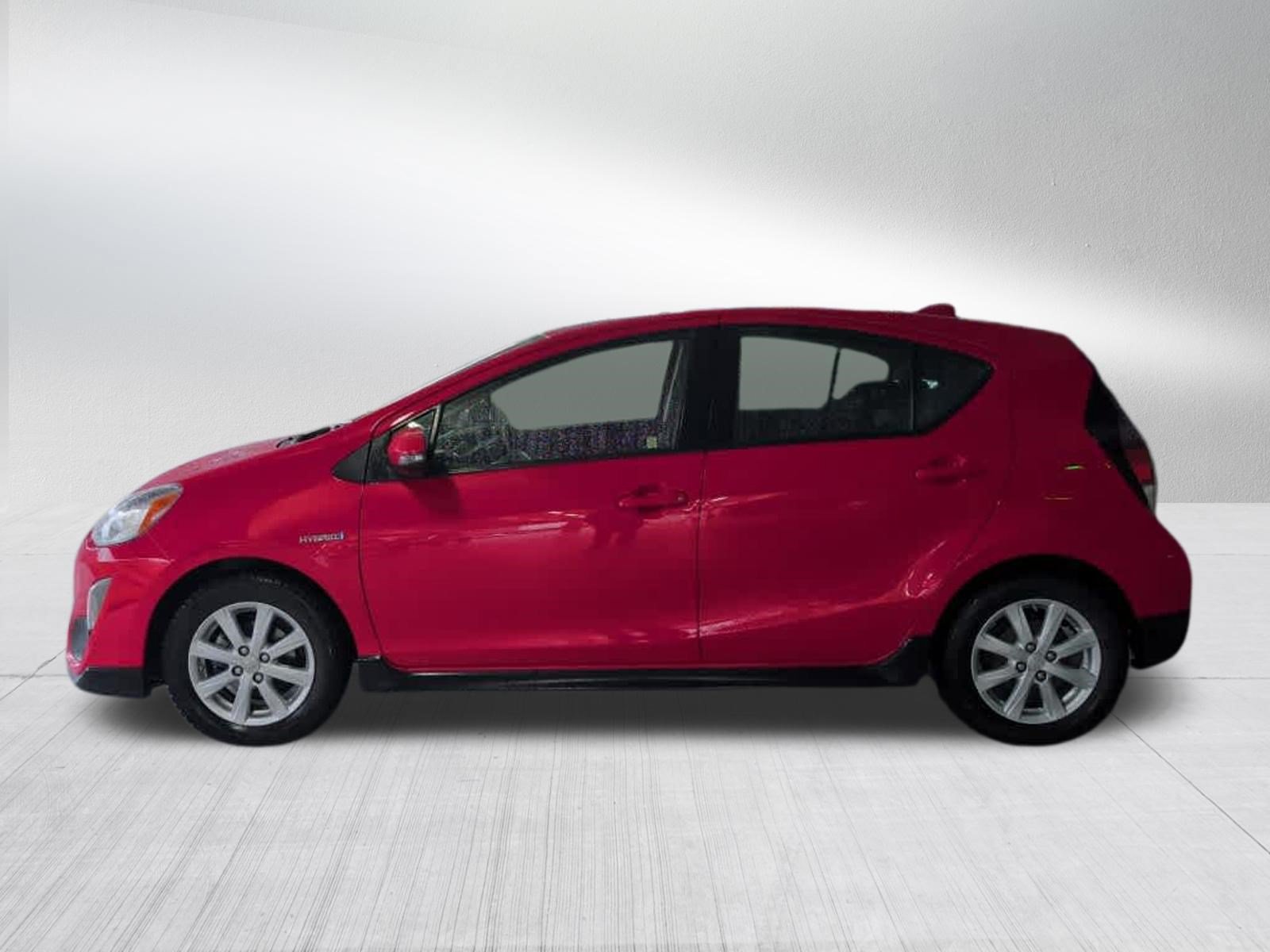 Used 2017 Toyota Prius C Two FWD image 4