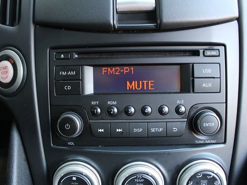 Used 2018 Nissan 370Z w/ Sport Package image 25