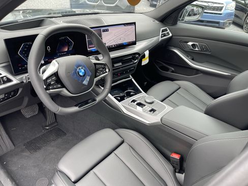Used 2026 BMW 330i xDrive Sedan w/ Premium Package AWD/4WD image 11