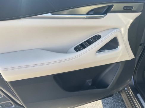 Certified 2025 INFINITI QX60 Luxe image 12