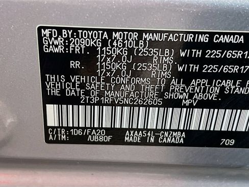 Certified 2022 Toyota RAV4 XLE w/ XLE Grade Weather Package AWD/4WD image 28