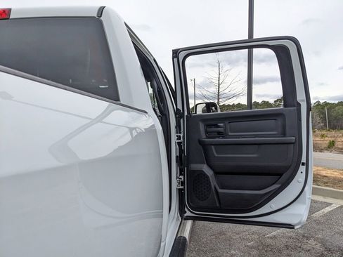 Used 2022 RAM 2500 Tradesman w/ Chrome Appearance Group image 48