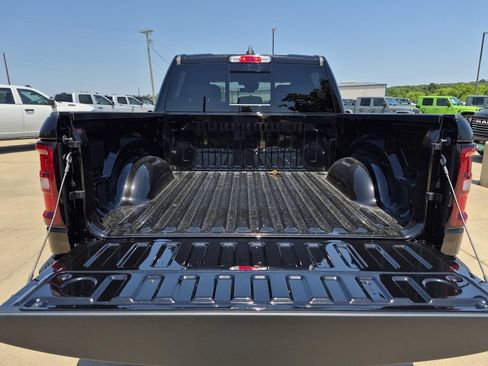 New 2026 RAM 1500 Express AWD/4WD image 8