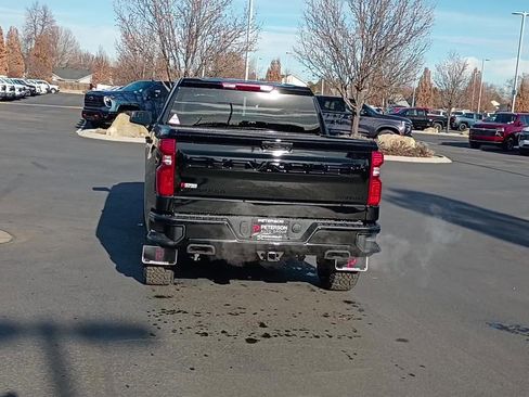 New 2026 Chevrolet Silverado 1500 Custom Trail Boss w/ Dark Appearance Package image 8