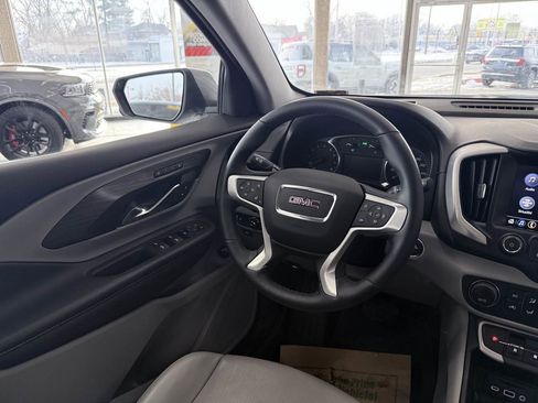 Used 2023 GMC Terrain SLT w/ LPO, Floor Liner Package image 42