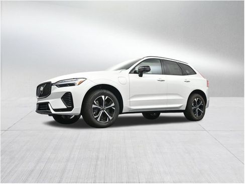 New 2026 Volvo XC60 T8 Core AWD/4WD image 21