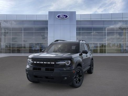 New 2025 Ford Bronco Sport Outer Banks w/ Outer Banks Tech Package+ AWD/4WD image 2