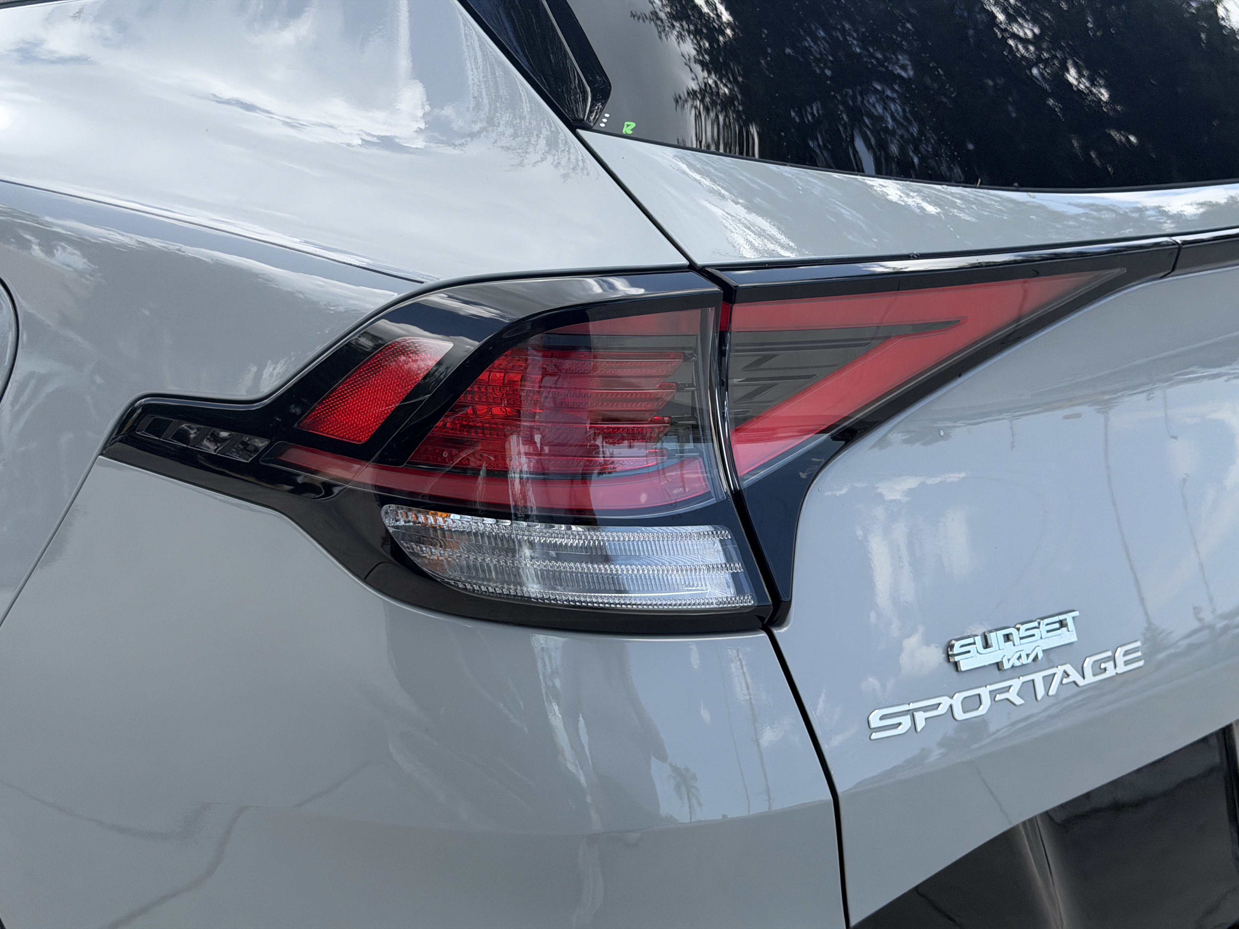 Certified 2023 Kia Sportage SX FWD image 10
