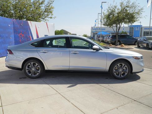 New 2026 Honda Accord EX-L image 4