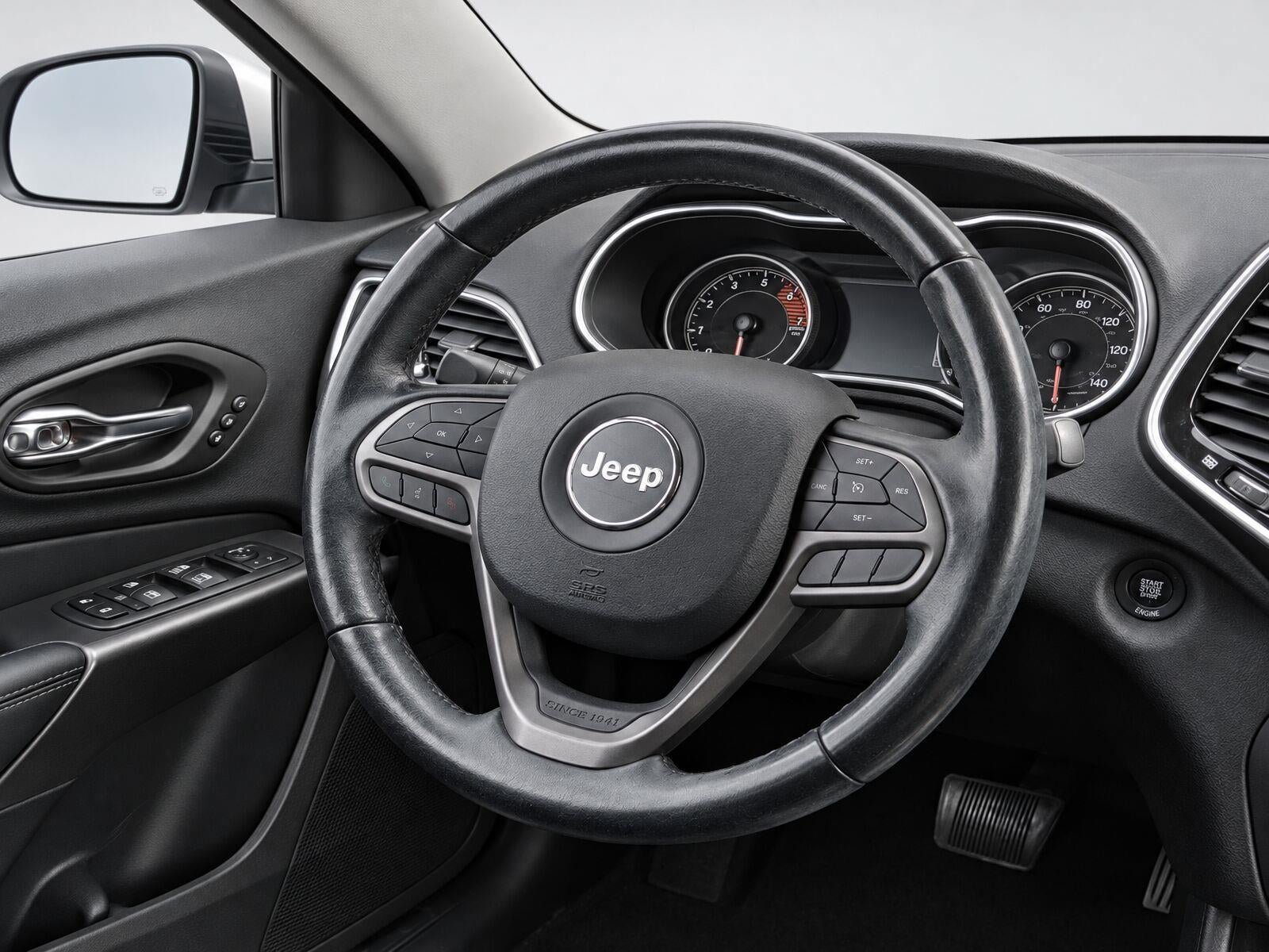Used 2020 Jeep Cherokee Limited AWD/4WD image 21
