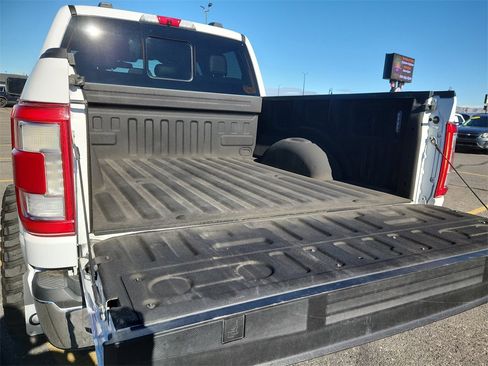 Used 2021 Ford F150 Lariat image 12