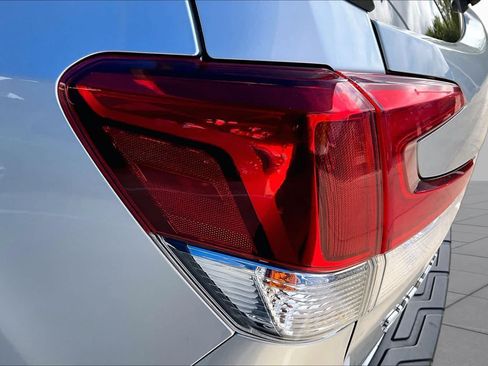 Used 2019 Subaru Forester Limited w/ Popular Package #3 AWD/4WD image 28