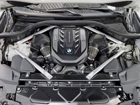 Used 2022 BMW X5 M50i image 44