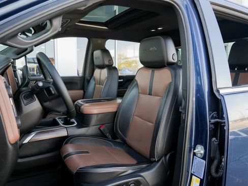 Used 2022 Chevrolet Silverado 3500 High Country image 19