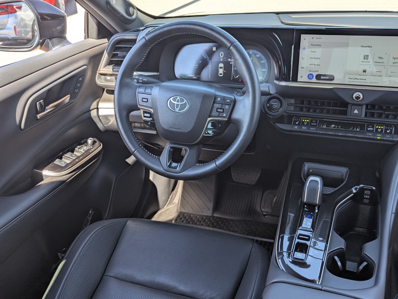Used 2026 Toyota Crown AWD/4WD image 15