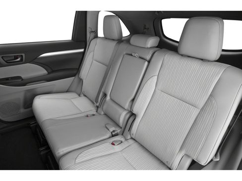 Used 2015 Toyota Highlander Limited image 12