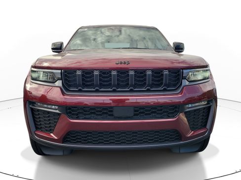 New 2026 Jeep Grand Cherokee L Limited RWD image 3
