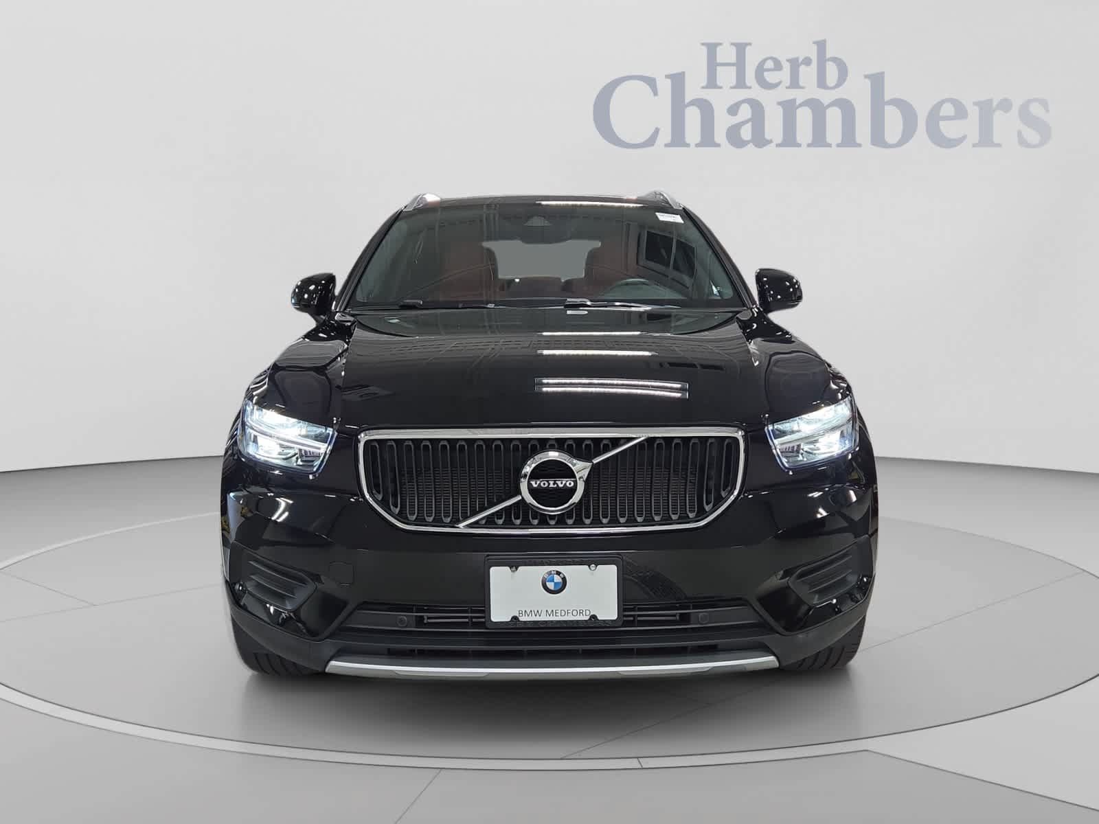 Used 2020 Volvo XC40 T5 Momentum AWD/4WD image 2