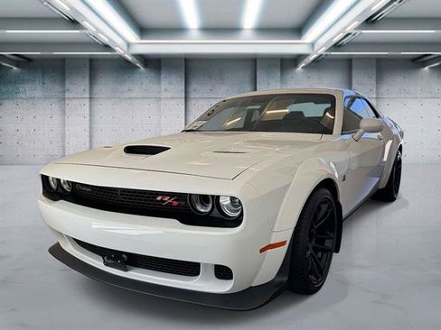 Used 2022 Dodge Challenger R/T Scat Pack RWD image 22